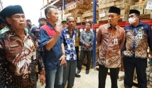 Jelang Natura, Sekda Tanah Bumbu Pimpin Monitoring Harga dan Ketersediaan Bahan Pokok