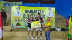 Mantap! Tim Bulutangkis Tanbu Raih Juara Satu Bupati Cup Kotabaru 2022