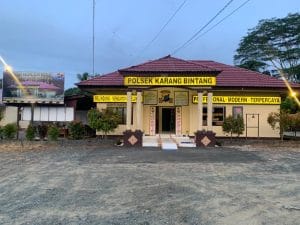 Jumat Curhat, Kapolsek Bakal Beri Hadiah Bagi Warga Yang Melaporkan Peredaran Narkoba di Wilayah Kacamatan Karang Bintang