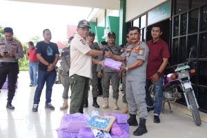 Dinas PMD Pastikan Logistik Pilkades Serentak Gelombang I Tanbu Didistribusikan ke Kecamatan