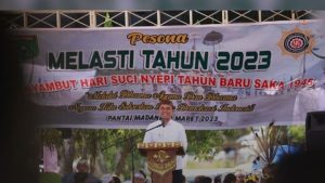 Umat Hindu di Tanah Bumbu Gelar Ritual Melasti di Pantai Madani