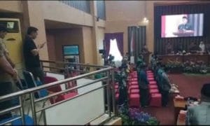 Ini Video Bupati Tanbu Bersholawat Untuk Meminta Kesembuhan Ketua DPRD Tanbu Yang Terbaring Sakit