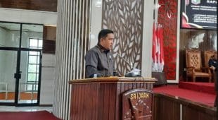Paripurna, Wakil Ketua Pansus l DPRD Kotabaru Sampaikan Laporan Bangunan Gedung