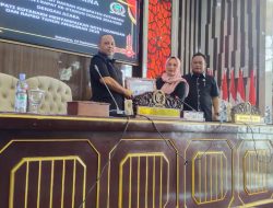 Bahas Nota Keuangan dan Rancangan APBD 2025, Rapat Paripurna Dipimpin Ketua DPRD Kotabaru Sementara