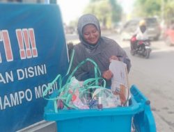 Menginspirasi, Ini Perjuangan Seorang Wanita Pemulung di Tanah Bumbu