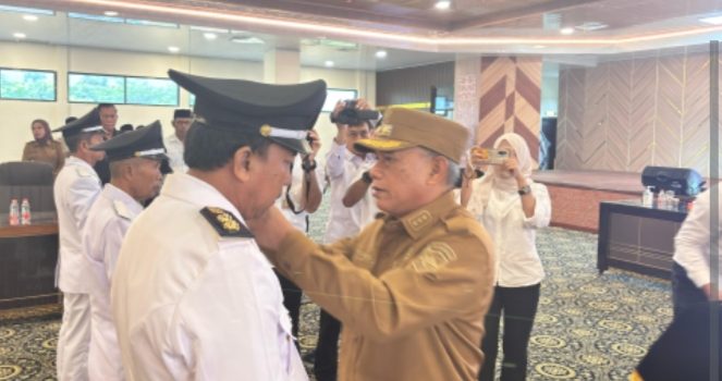 Tegaskan Komitmen Pelayanan, Bupati Kotabaru Lantik Tiga Kepala Desa Antar Waktu