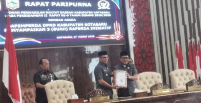 DPRD Kotabaru Bahas Tiga Raperda Inisiatif Untuk Pembangunan Daerah