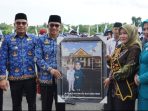 Pemkab Kotabaru Gelar Apel Hardiknas 2025, Tegaskan Komitmen terhadap Pendidikan Berkualitas dan Inklusif