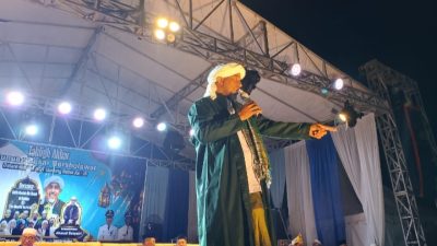 Ribuan Warga Hadiri Tabligh Akbar Puncak HUT ke-18 Desa Gunung Besar, Hadirkan Habib Mustofa