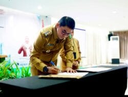 Bupati Tanah Bumbu Teken Piagam Audit Intern dan Buka Pelatihan Manajemen Risiko
