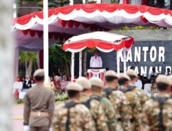 Bupati Andi Rudi Latif Inspektur Upacara HUT ke-80  Kemerdekaan RI di Pemkab Tanah Bumbu