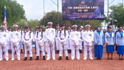 Peringati HUT ke-80 TNI AL, Lanal Kotabaru Gelar Upacara dan Bakti Sosial