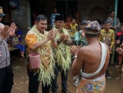 Pemkab. Kotabaru Hadiri Acara Adat Bawanang Desa Laburan, Perkuat Komitmen Lestarikan Budaya Dayak