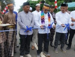 Bupati Kotabaru Resmikan Jalan Desa Teluk Tamiyang