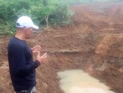 Pasutri di Kotabaru Hibahkan Tanah Untuk Kepentingan Umum
