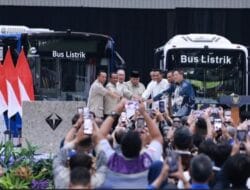 Presiden Prabowo Resmikan Fasilitas Perakitan Kendaraan Listrik VKTR Magelang