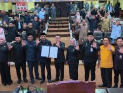 Ketua DPRD Kotabaru Hj Suwanti Hadiri Paripurna di Banjarmasin, Bahas Pemekaran Kabupaten Kambatang Lima