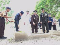 Bupati Andi Rudi Latif Ziarah Makam Pahlawan Peringati Harkitnas dan Proklamasi ALRI Divisi IV Kalimantan