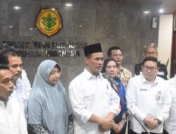 Mentan Amran Tegaskan Komitmen Jaga Keberlanjutan Usaha Peternak Petelur