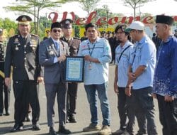 Tiga Penyelam Jhonlin Group Terima Penghargaan Pada HUT Bhayangkara ke-80
