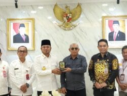 Perkuat Sinergi Antarwilayah, Bupati Kotabaru Bahas Peluang Kerja Sama Strategis Dengan Gubenur Kalimantan Timur 