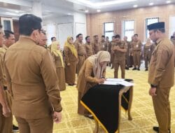 Pemkab Kotabaru Lantik 20 Pejabat Administrator dan Pengawas
