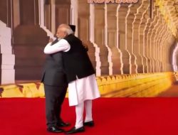 Prabowo Disambut Pelukan Hangat Modi di KTT BRICS ke-18