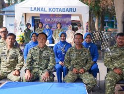 Warga Serbu Bazar Murah Lanal Kotabaru, Sembako Dijual dengan Harga Terjangkau