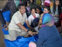 Ade Jona Pastikan Kebutuhan Pengungsi Sinabung Segera Dipenuhi